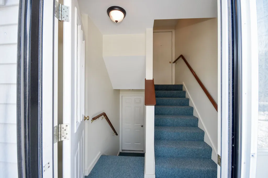 2 Clement Road Somersworth NH 03878