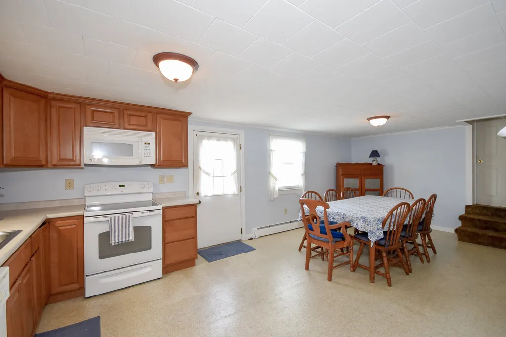2 Clement Road Somersworth NH 03878