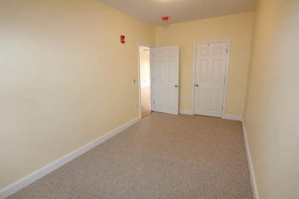 21 Clifford Avenue Manchester NH 03103