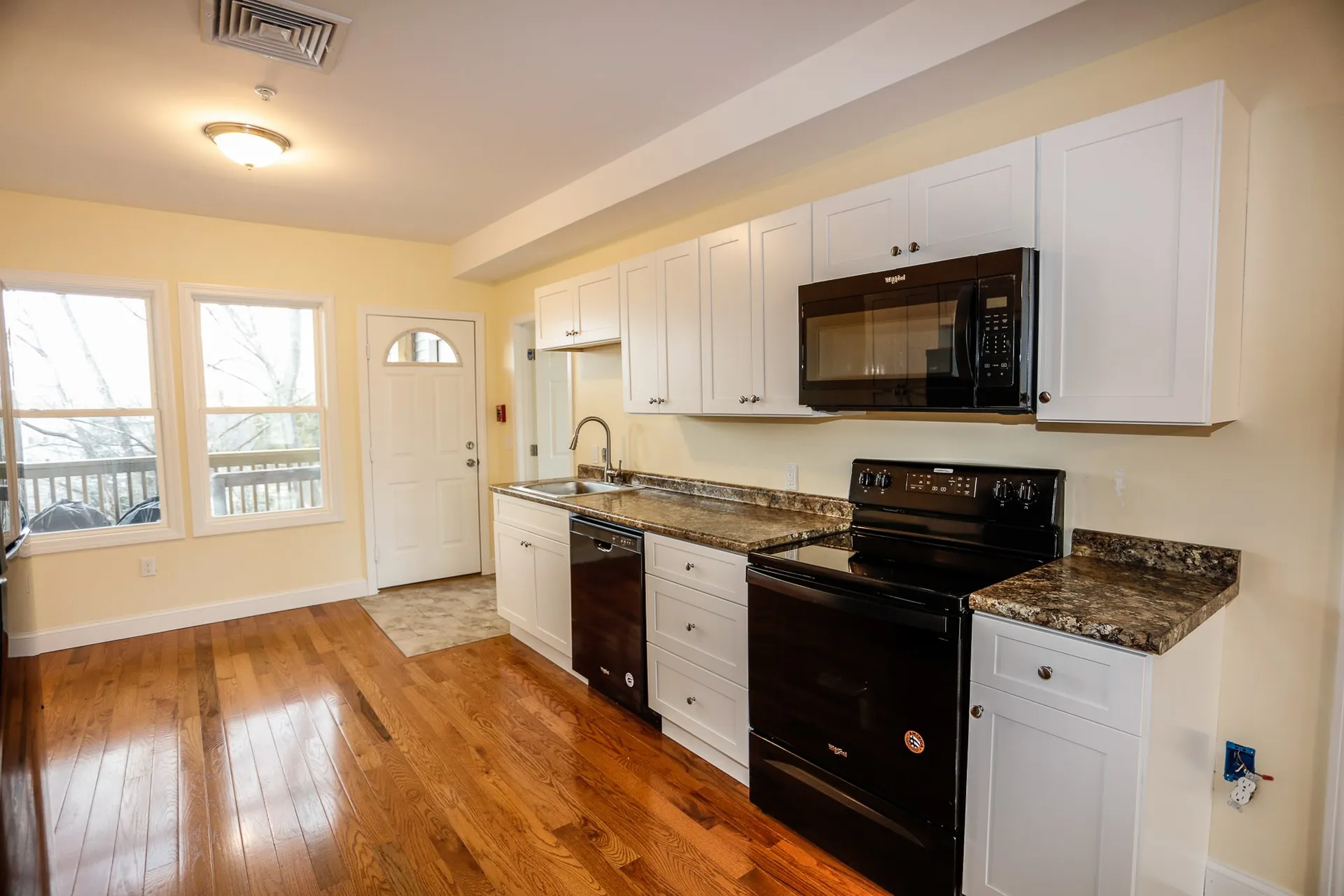 21 Clifford Avenue Manchester NH 03103