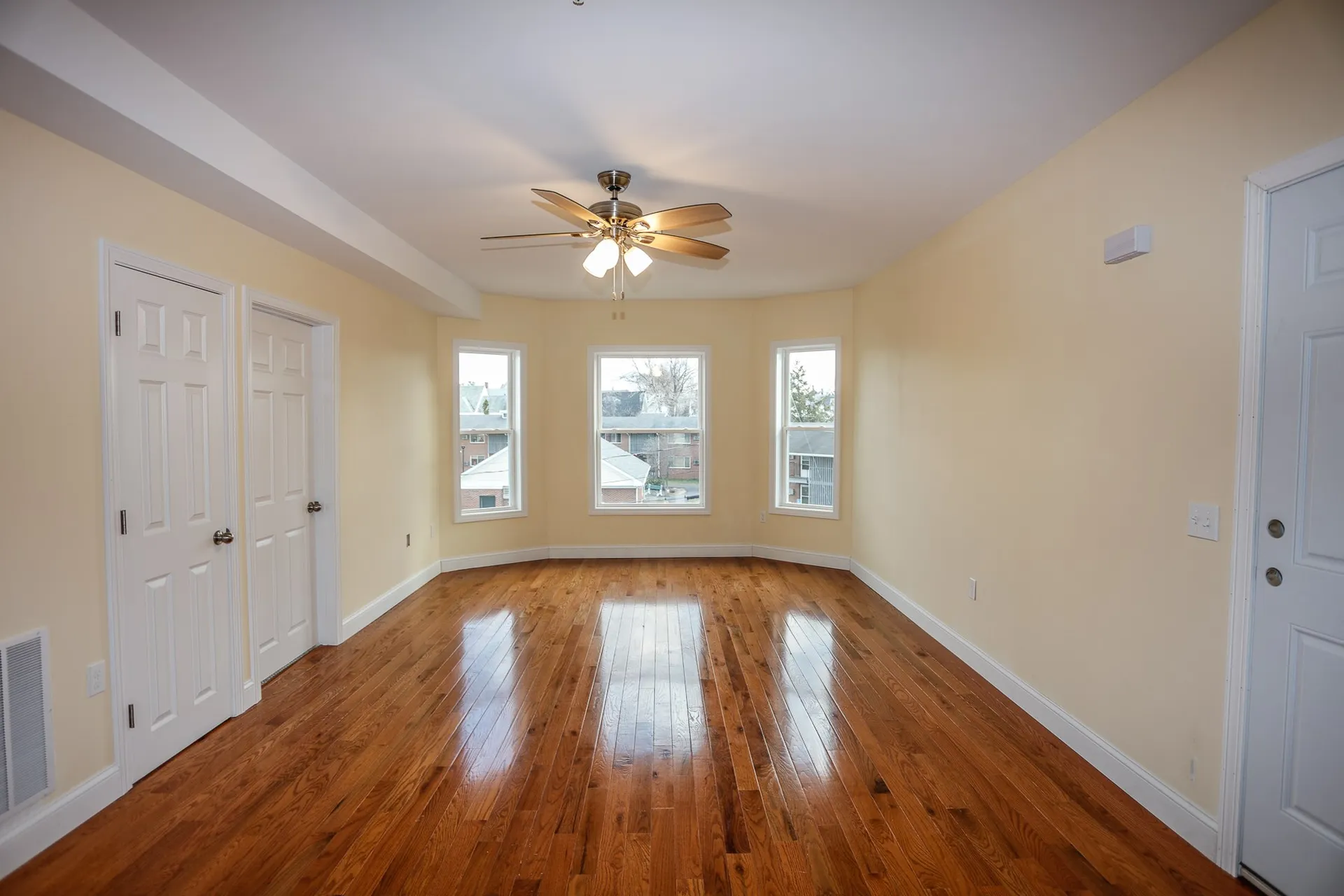 21 Clifford Avenue Manchester NH 03103