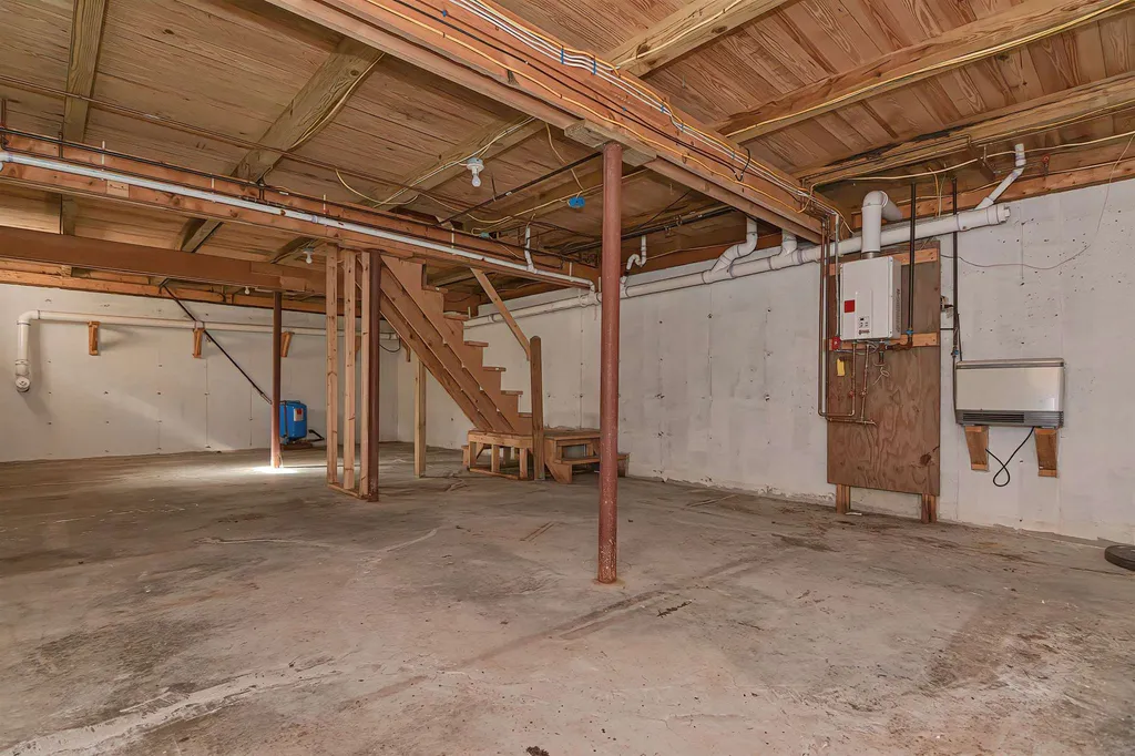 3 Allen Road Tuftonboro NH 03850