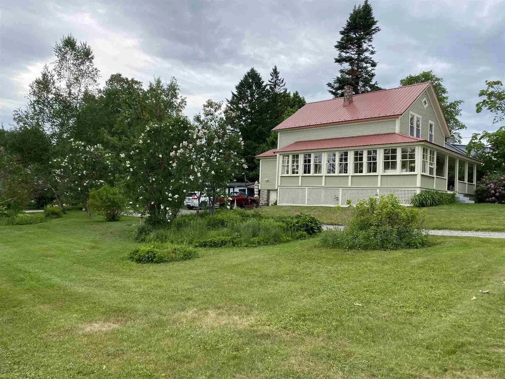 36 Clark Street Franklin NH 03235