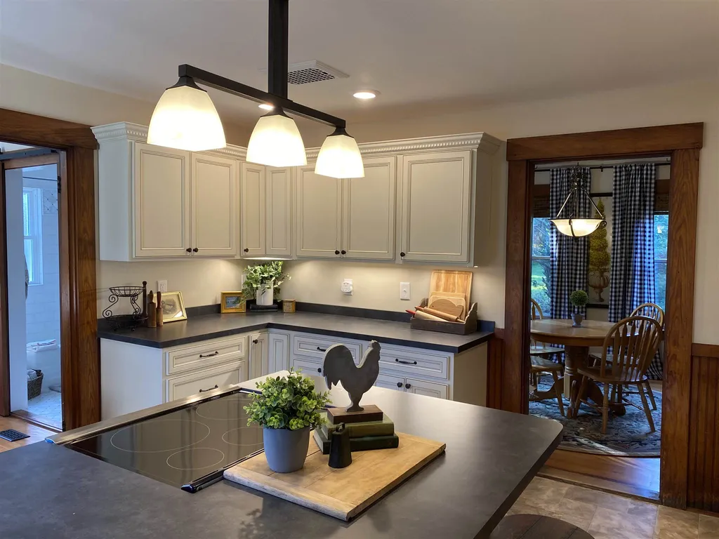 36 Clark Street Franklin NH 03235
