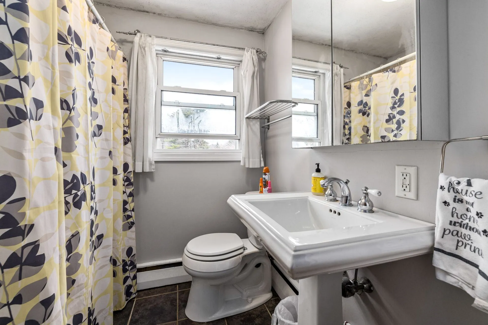 187 Leslie Drive Portsmouth NH 03801