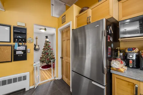 187 Leslie Drive Portsmouth NH 03801