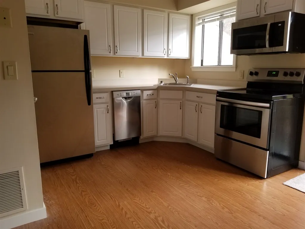 133 Colonial Drive Hartford VT 05001