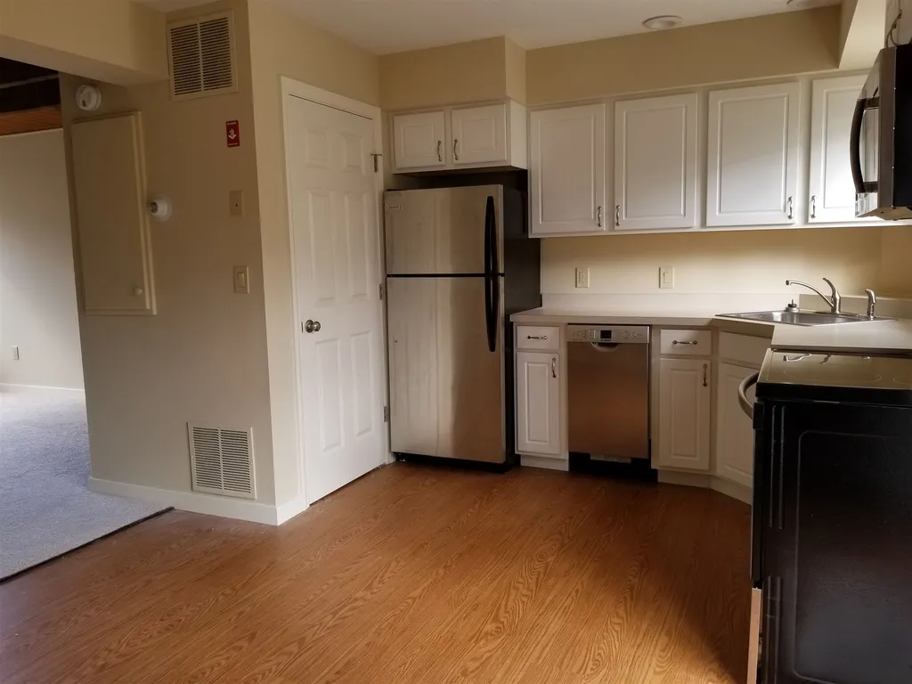 133 Colonial Drive Hartford VT 05001