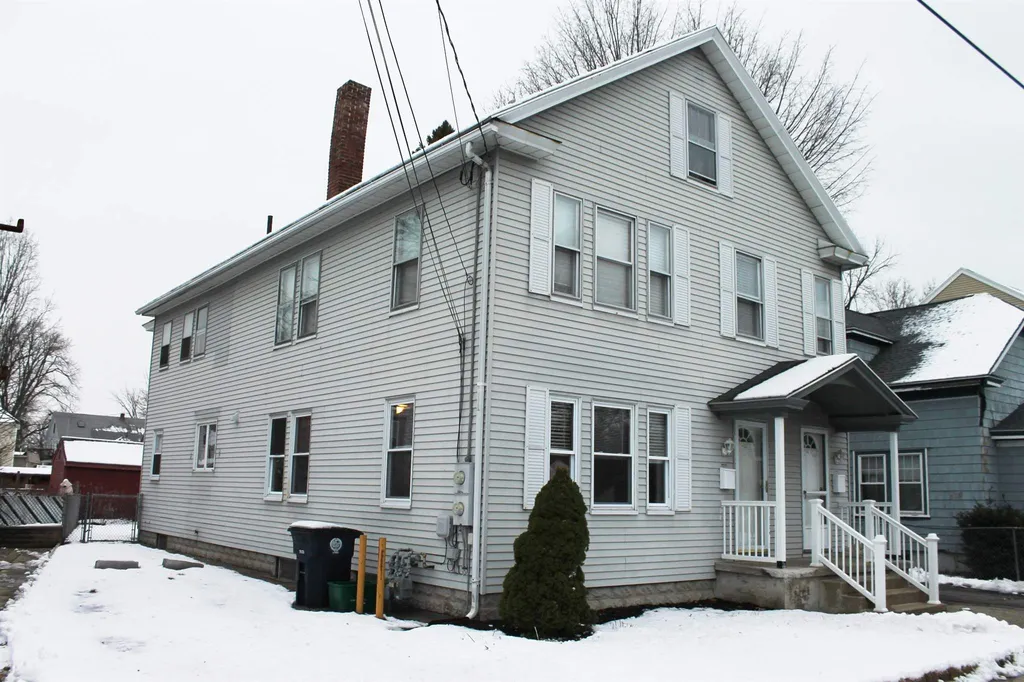 84 Bowers Street Nashua NH 03060