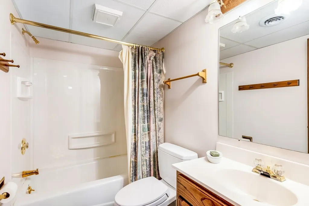 117 Woodcrest Circle Milton VT 05468