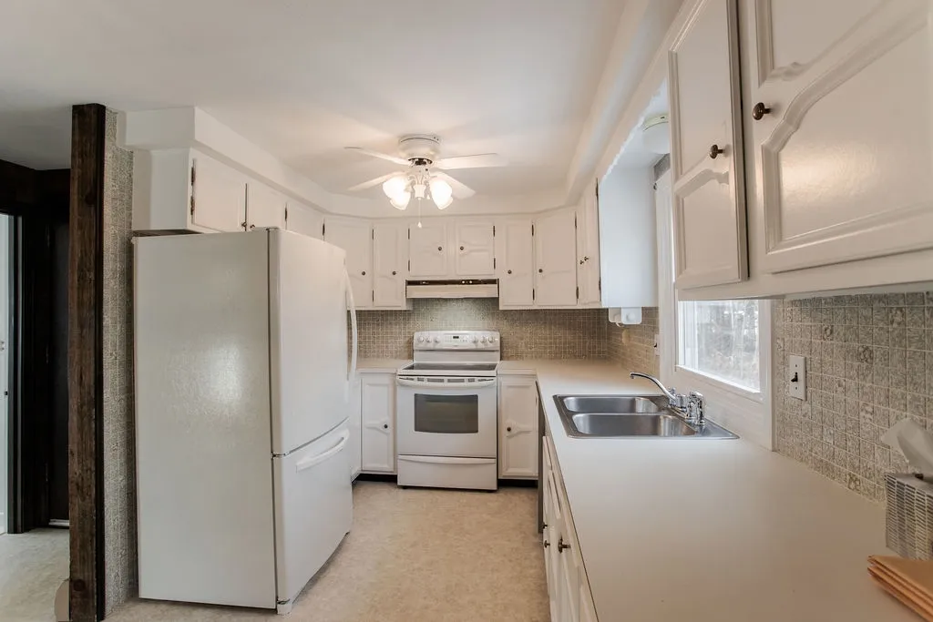 23 Caswell Drive Greenland NH 03840