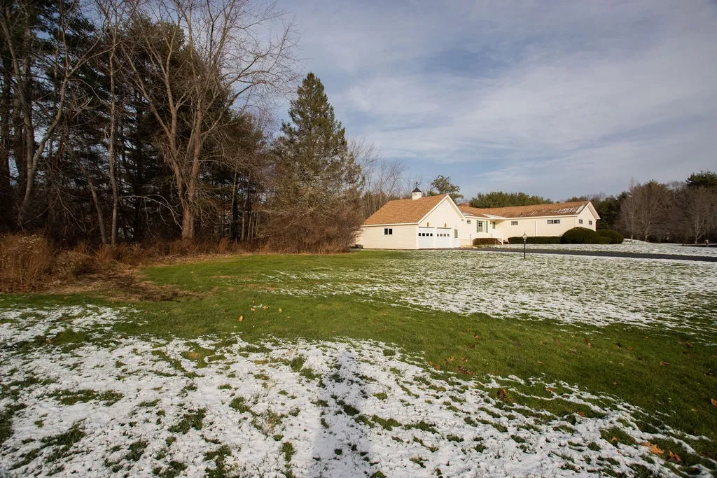 23 Caswell Drive Greenland NH 03840