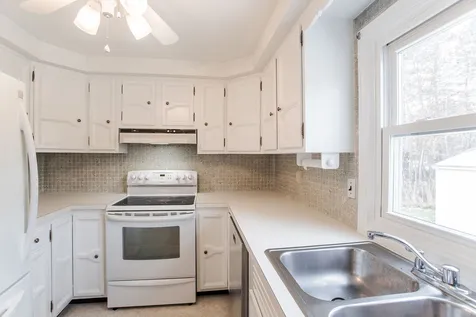 23 Caswell Drive Greenland NH 03840