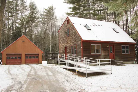 34 Arron Road Piermont NH 03779