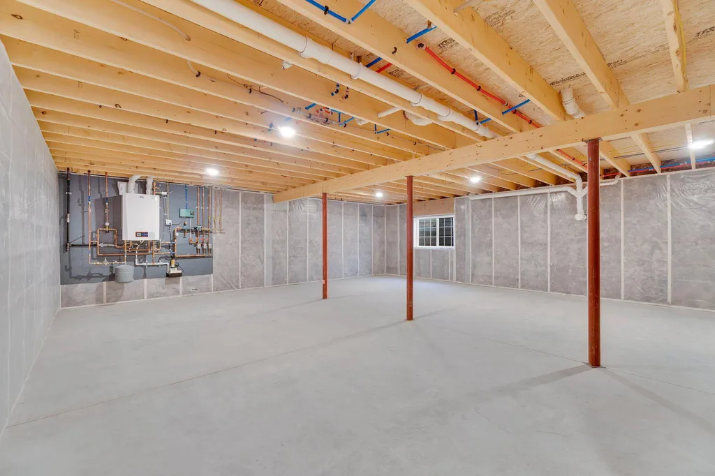 8 North Gardens Lane Milton VT 05468