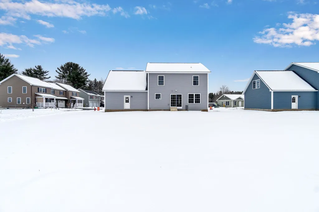 8 North Gardens Lane Milton VT 05468