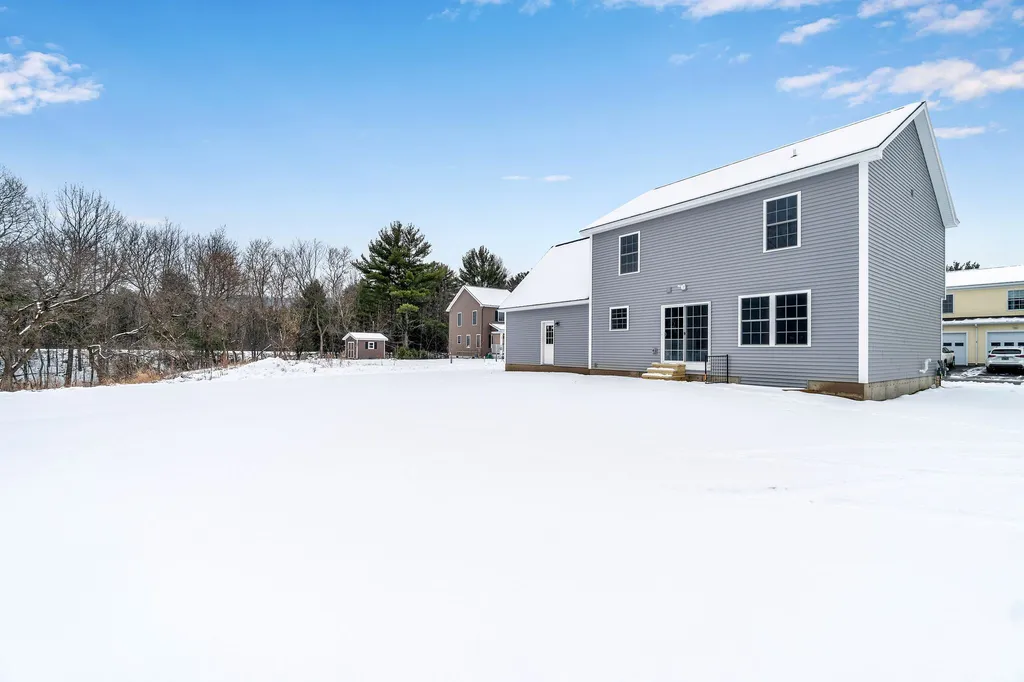 8 North Gardens Lane Milton VT 05468