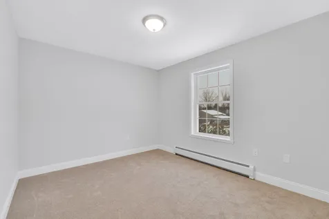 8 North Gardens Lane Milton VT 05468