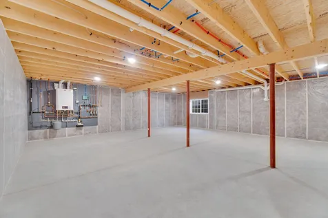 8 North Gardens Lane Milton VT 05468