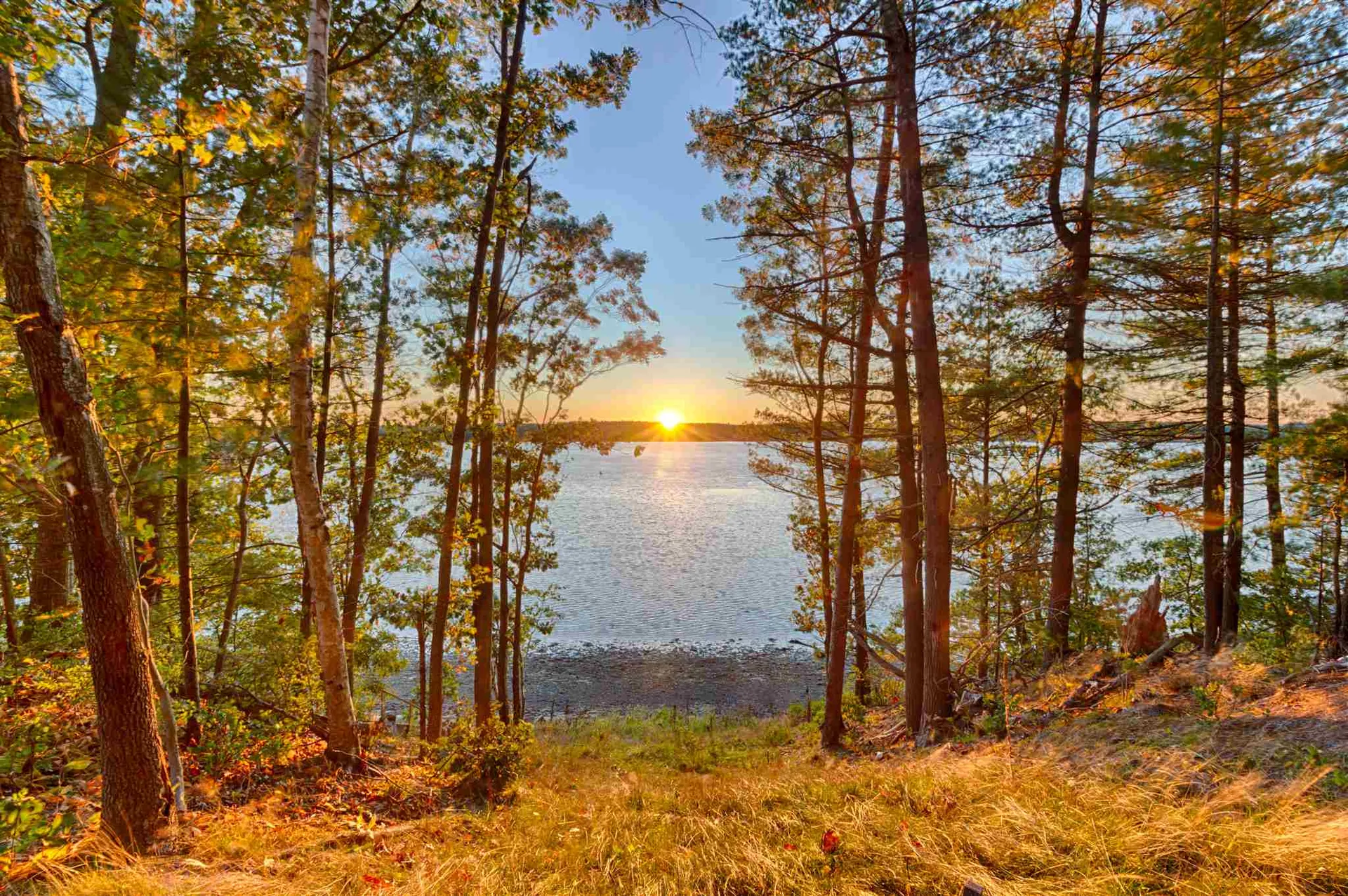 76 Little Bay Road Newington NH 03801