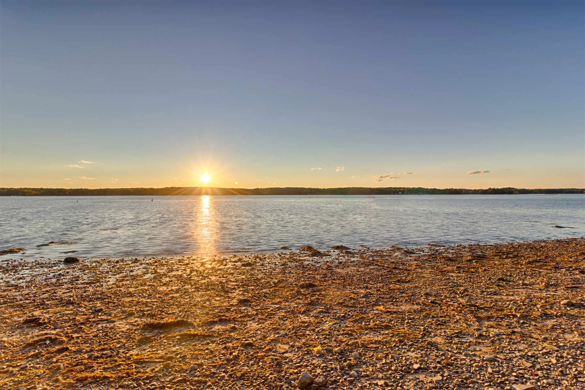 76 Little Bay Road Newington NH 03801