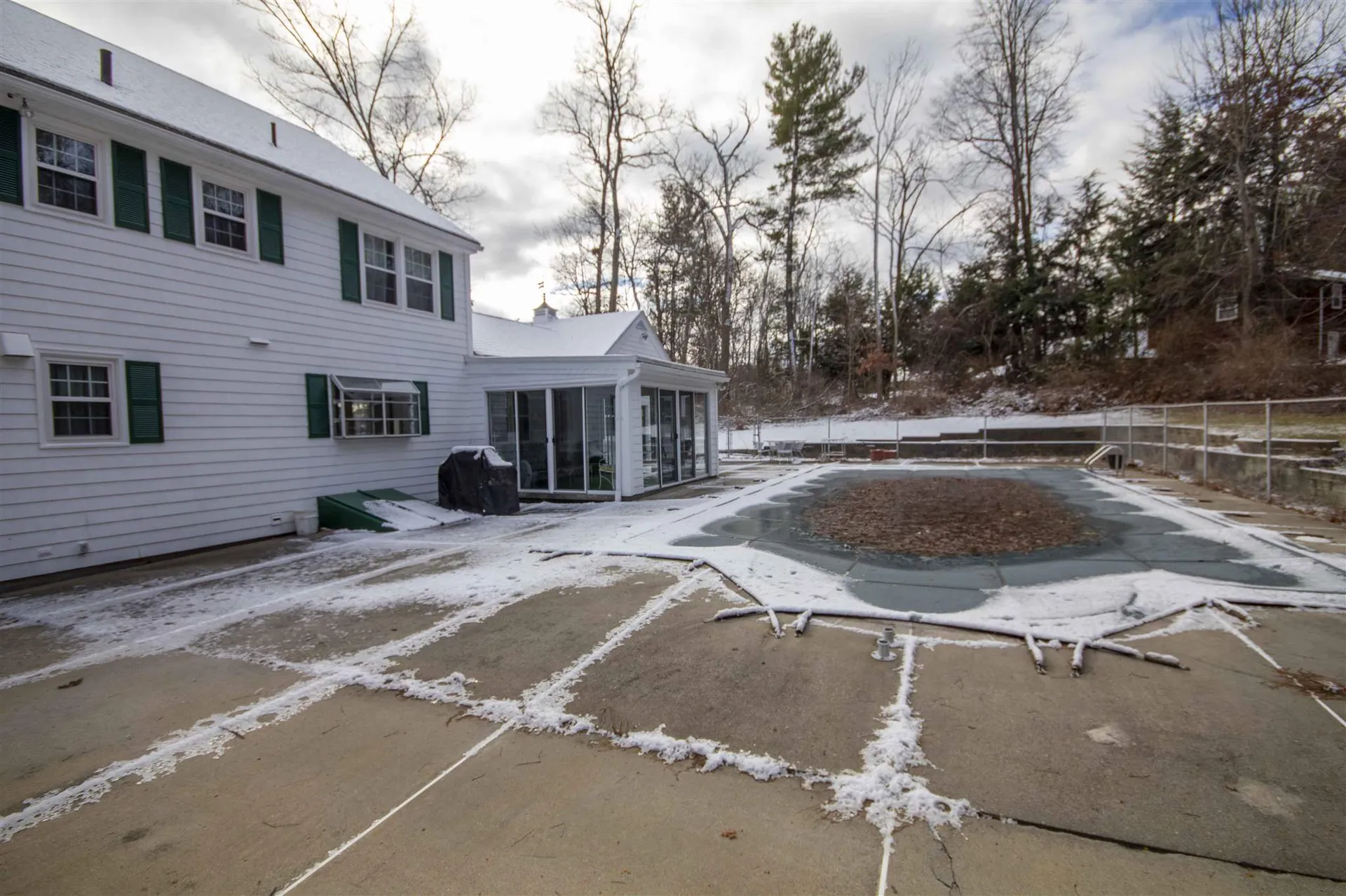 11 Lucille Avenue Salem NH 03079