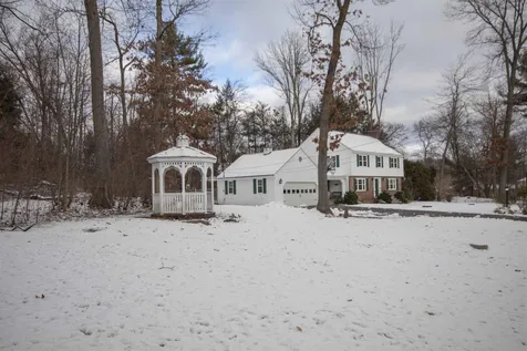 11 Lucille Avenue Salem NH 03079