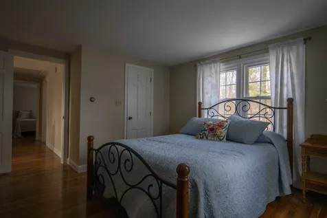 11 Lucille Avenue Salem NH 03079