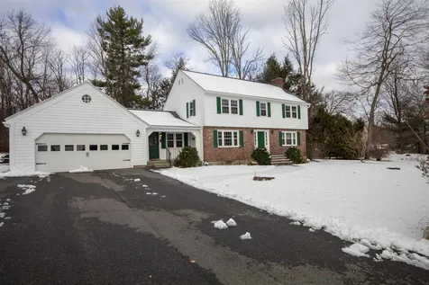 11 Lucille Avenue Salem NH 03079
