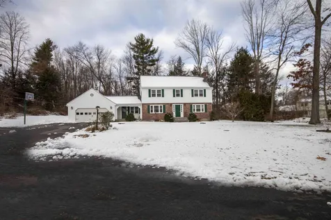 11 Lucille Avenue Salem NH 03079