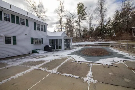 11 Lucille Avenue Salem NH 03079