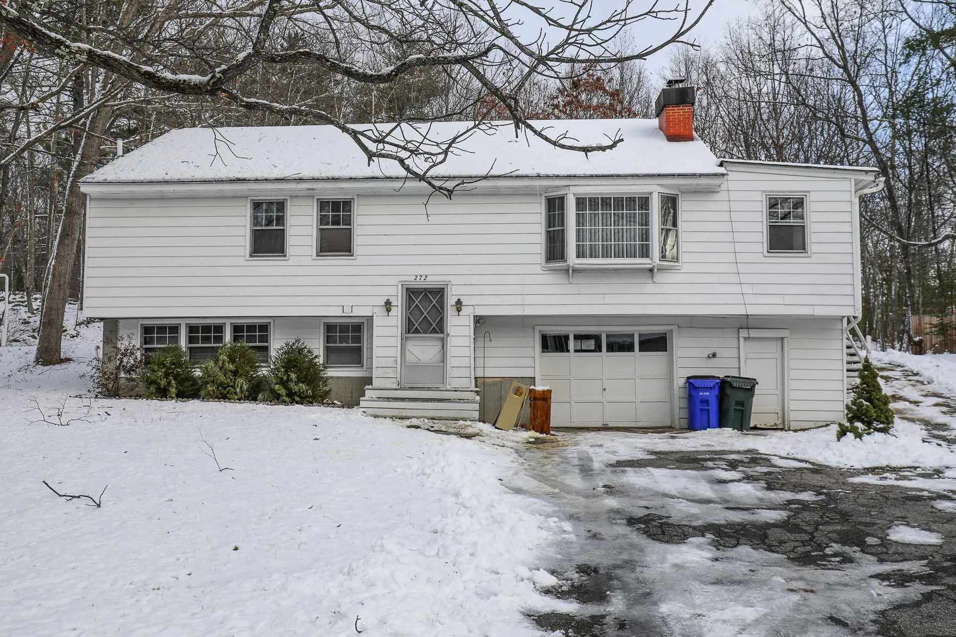272 E Dunbarton Road Goffstown NH 03045