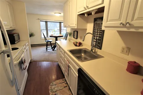 5a Bass Street Newmarket NH 03857