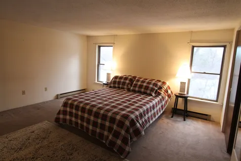 5a Bass Street Newmarket NH 03857