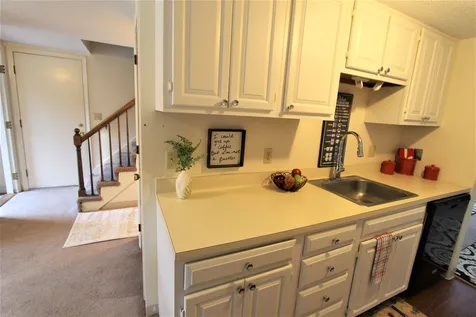 5a Bass Street Newmarket NH 03857