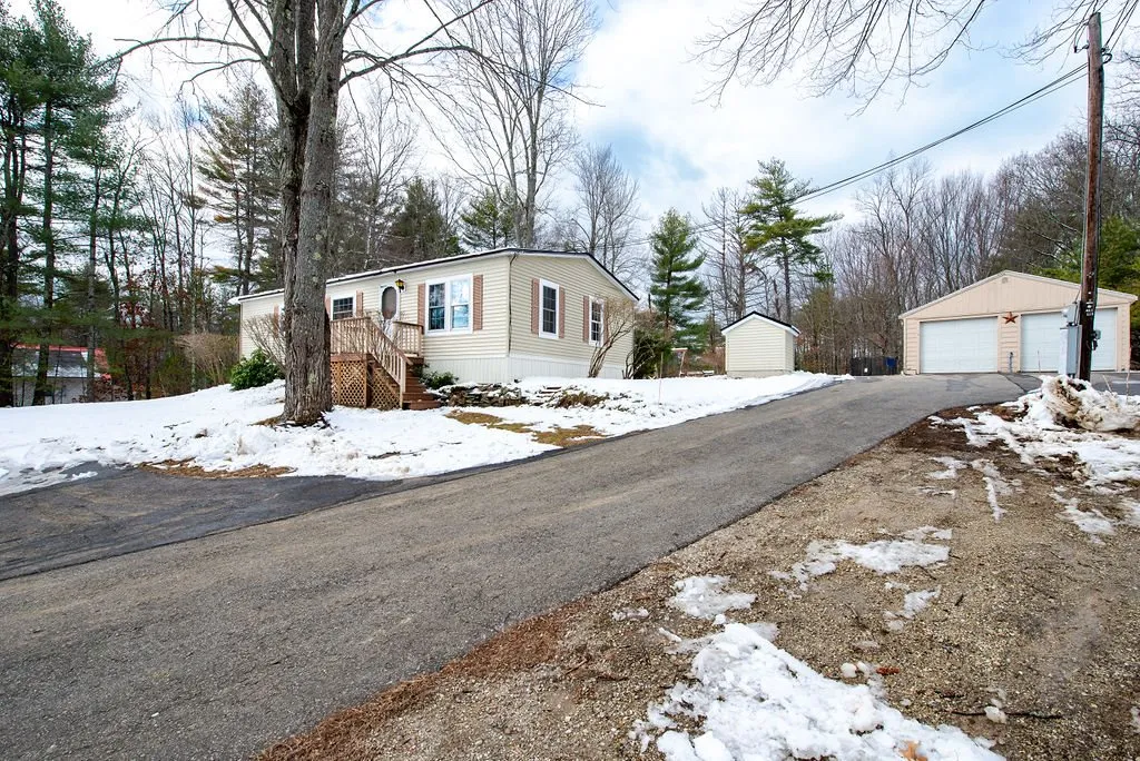 4 Calef Highway Barrington NH 03825