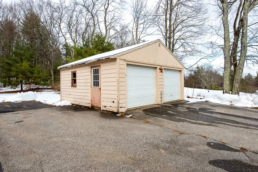 4 Calef Highway Barrington NH 03825