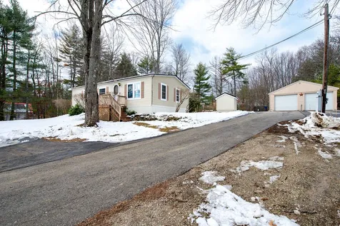 4 Calef Highway Barrington NH 03825