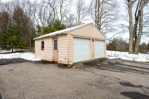 4 Calef Highway Barrington NH 03825