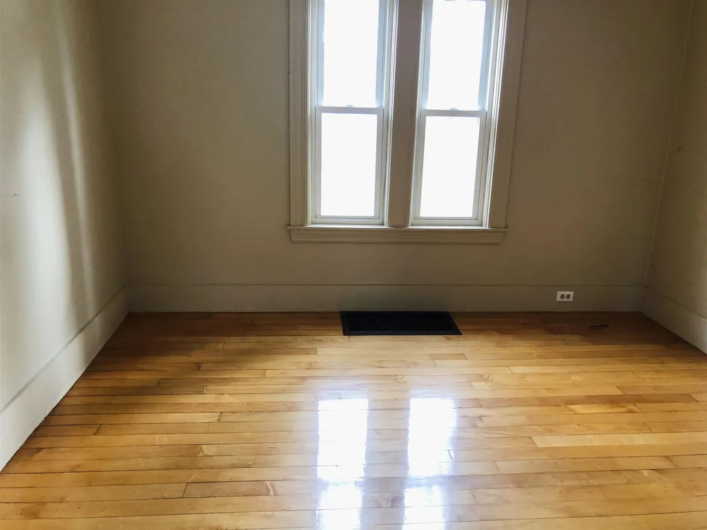 30 Gardner Street Keene NH 03431