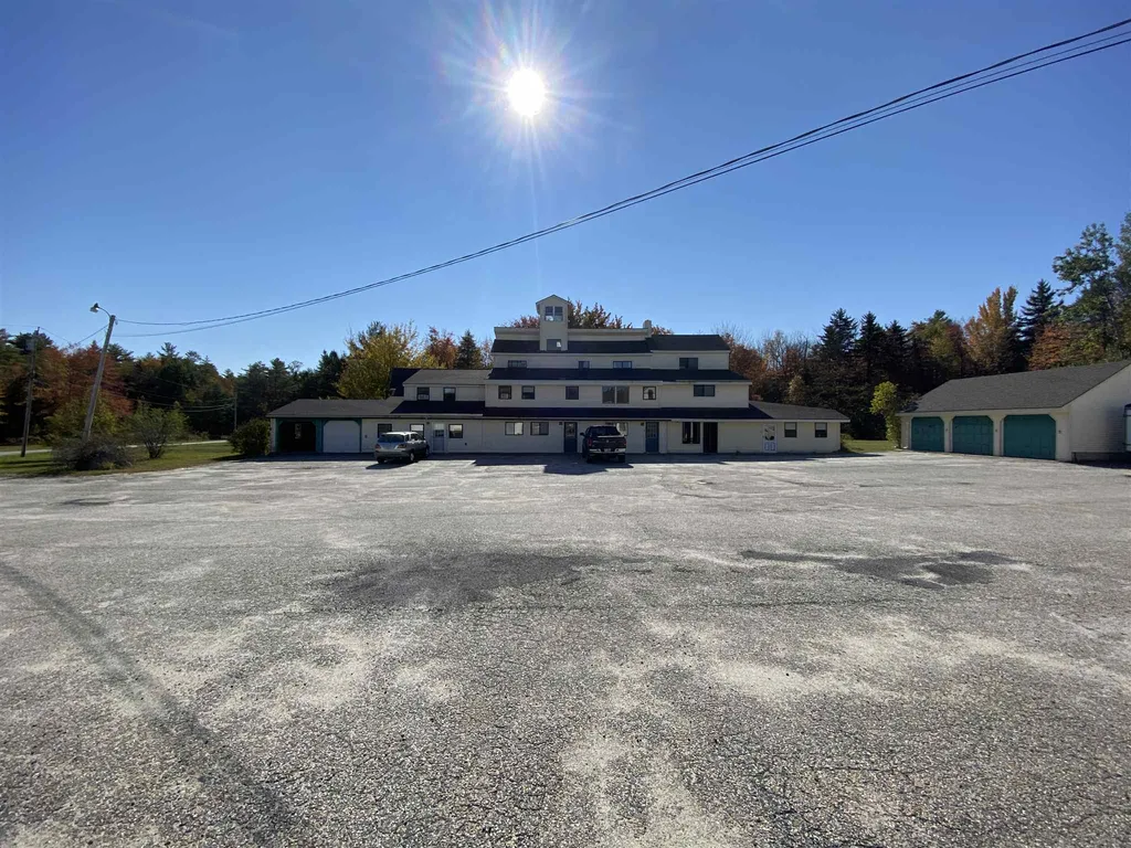 894 County Road New London NH 03257