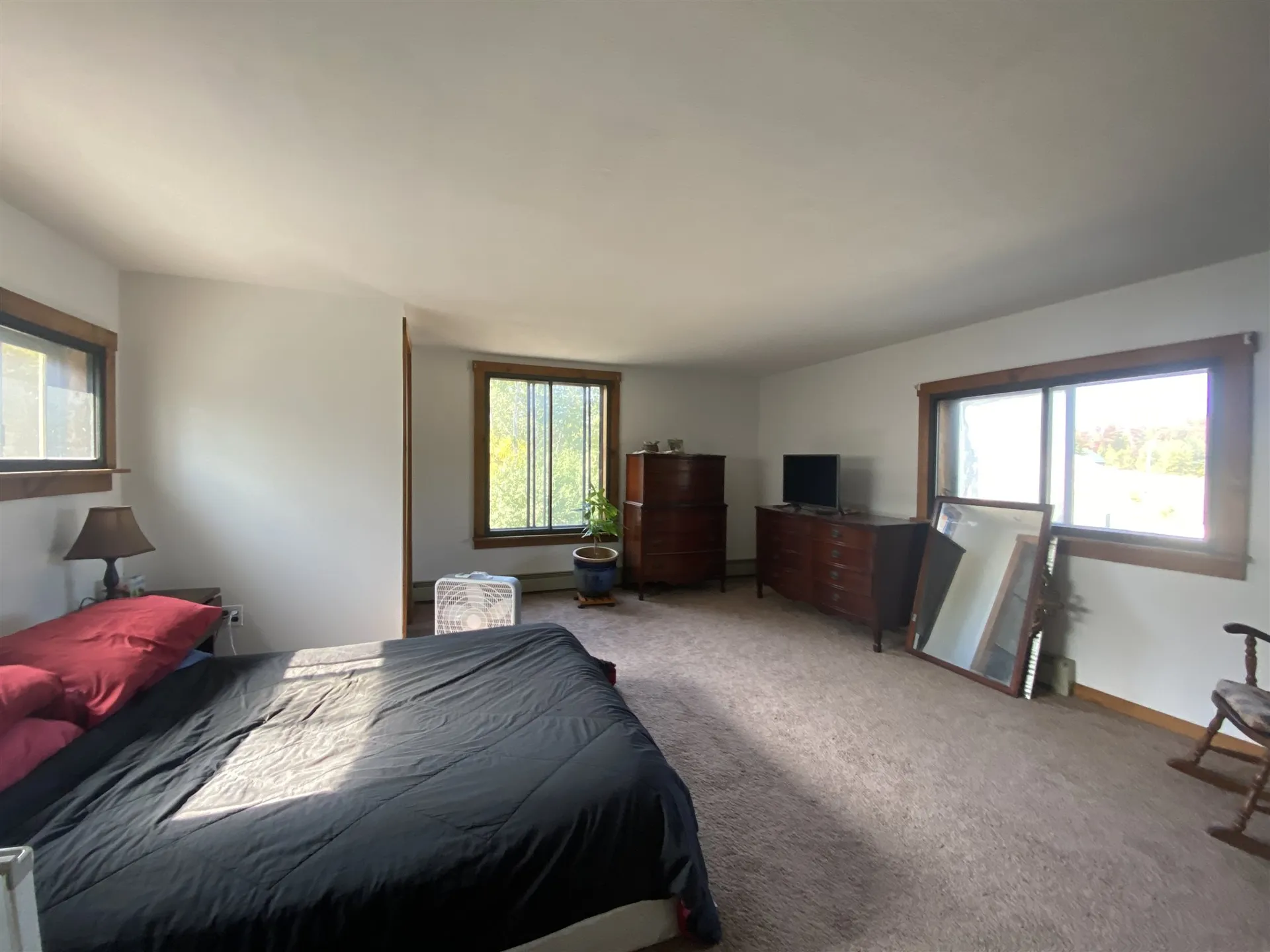 894 County Road New London NH 03257