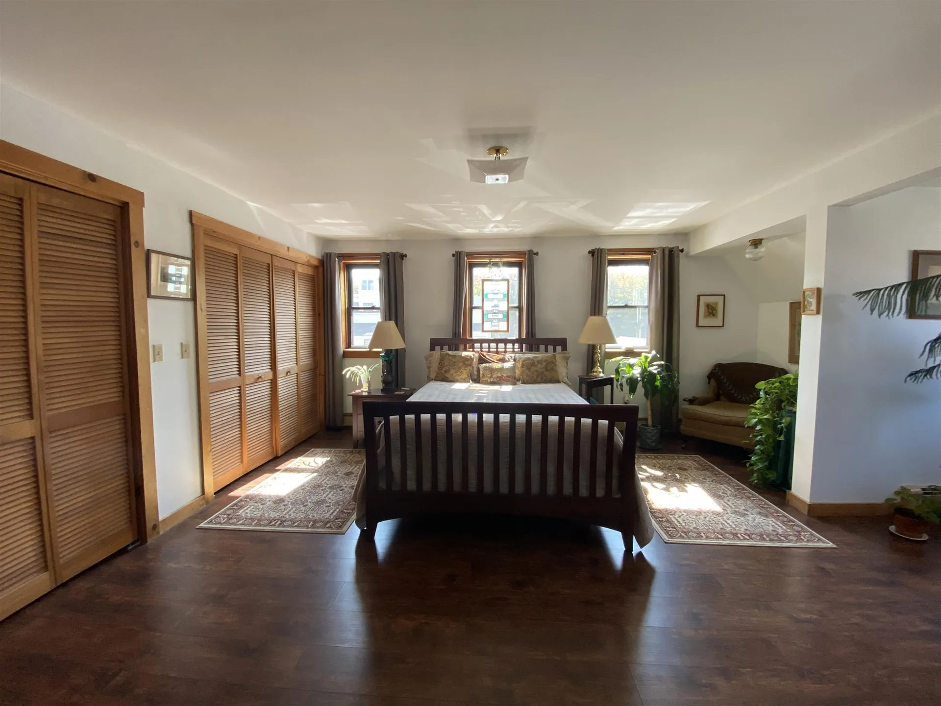 894 County Road New London NH 03257