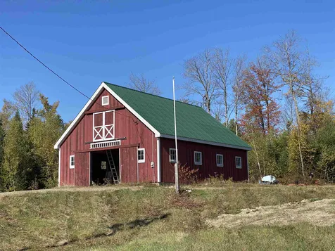 894 County Road New London NH 03257