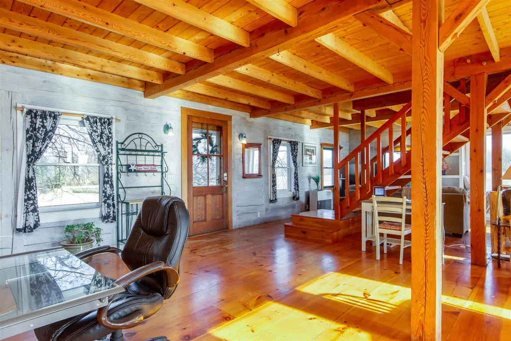 171 North End Road West North Hero VT 05474