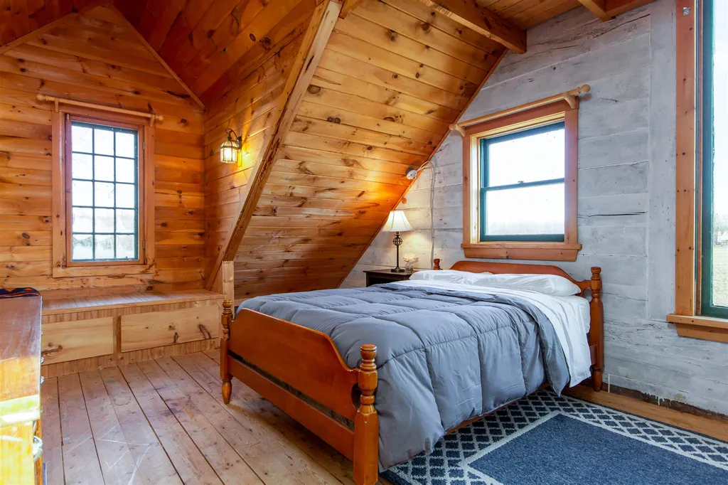 171 North End Road West North Hero VT 05474