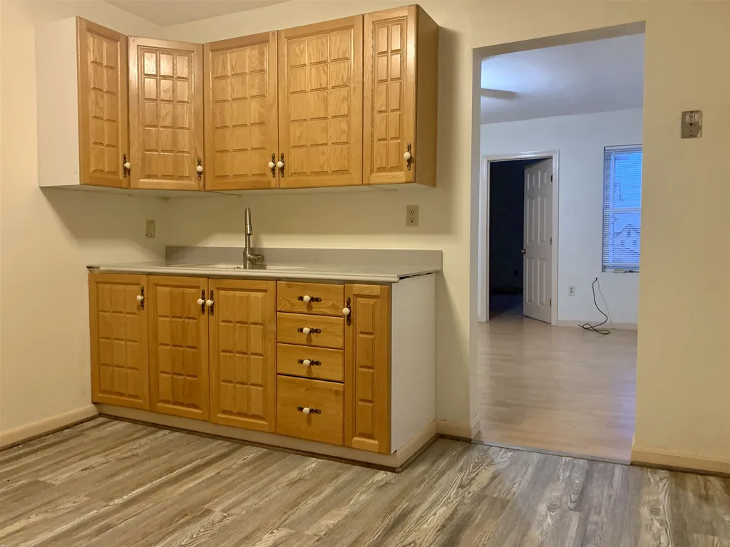 43-45 Ash Street Nashua NH 03060