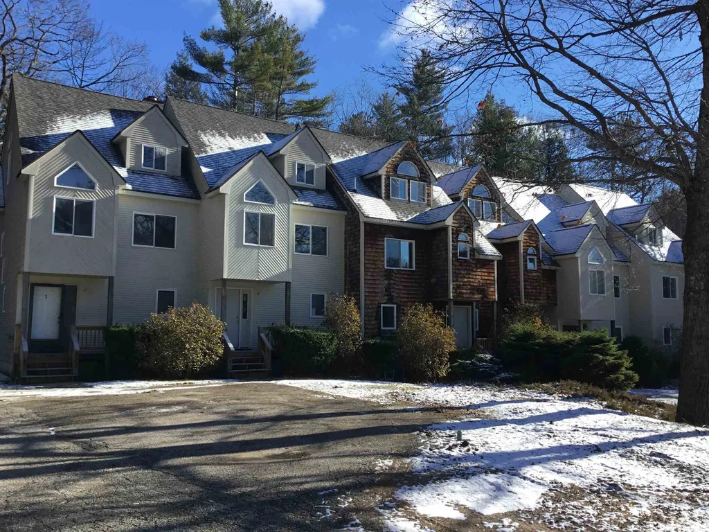 25 Hawk Road Conway NH 03860