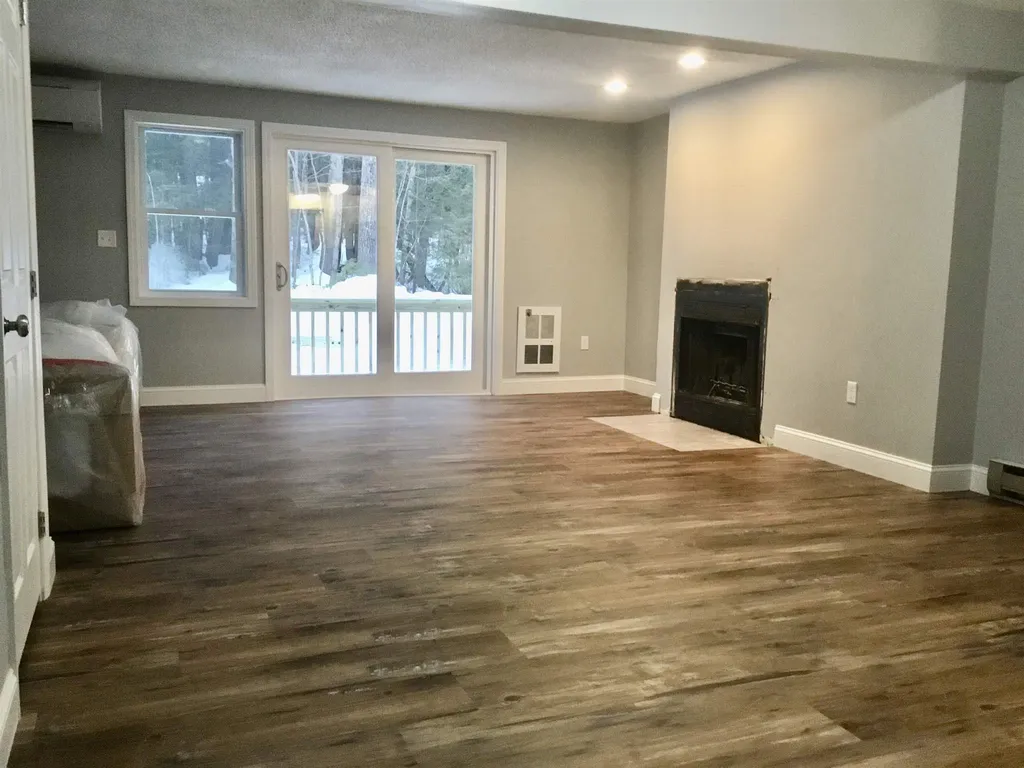 25 Hawk Road Conway NH 03860