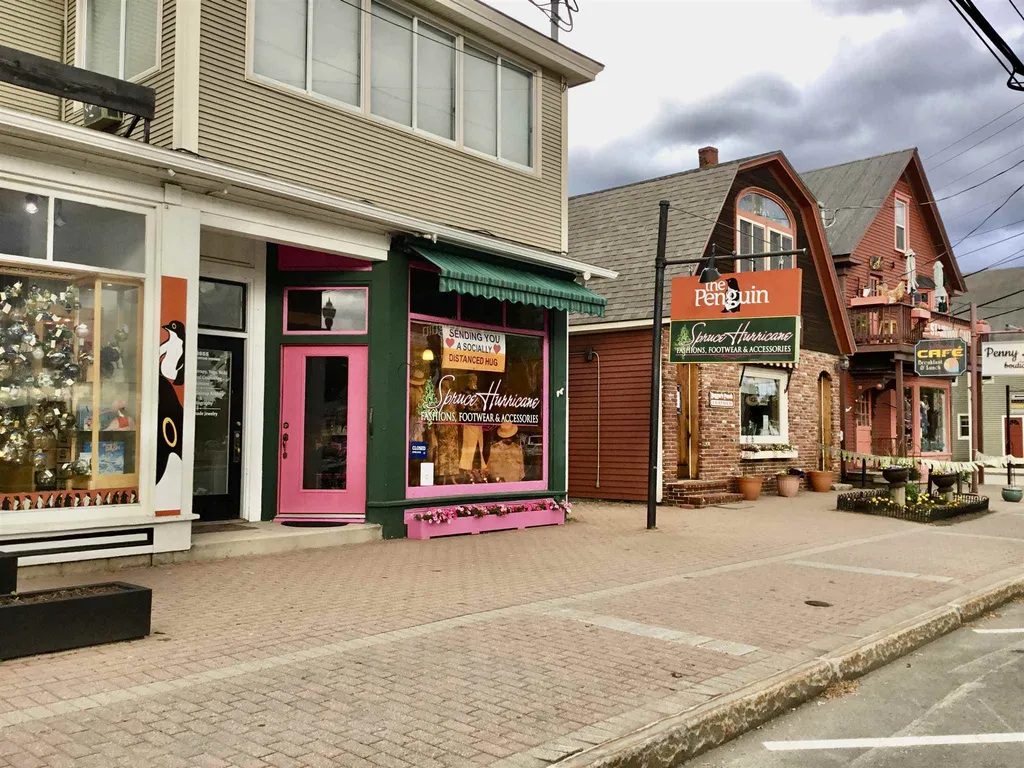 25 Hawk Road Conway NH 03860